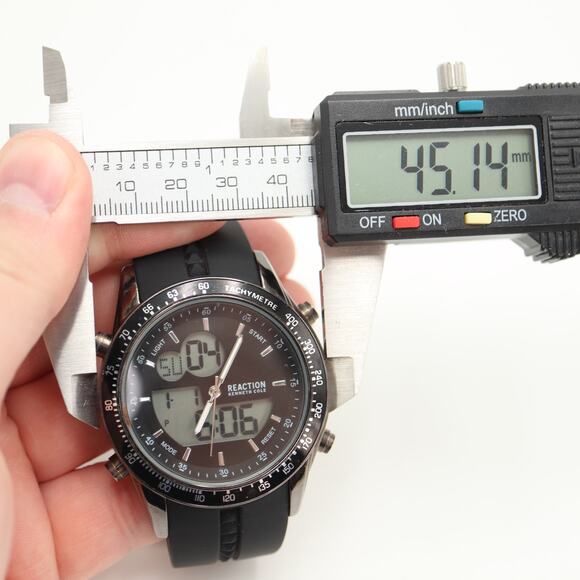 Kenneth Cole Reaction Mens 45mm AnaDigi Watch Black Alarm Chrono w New Battery - Picture 2 of 14